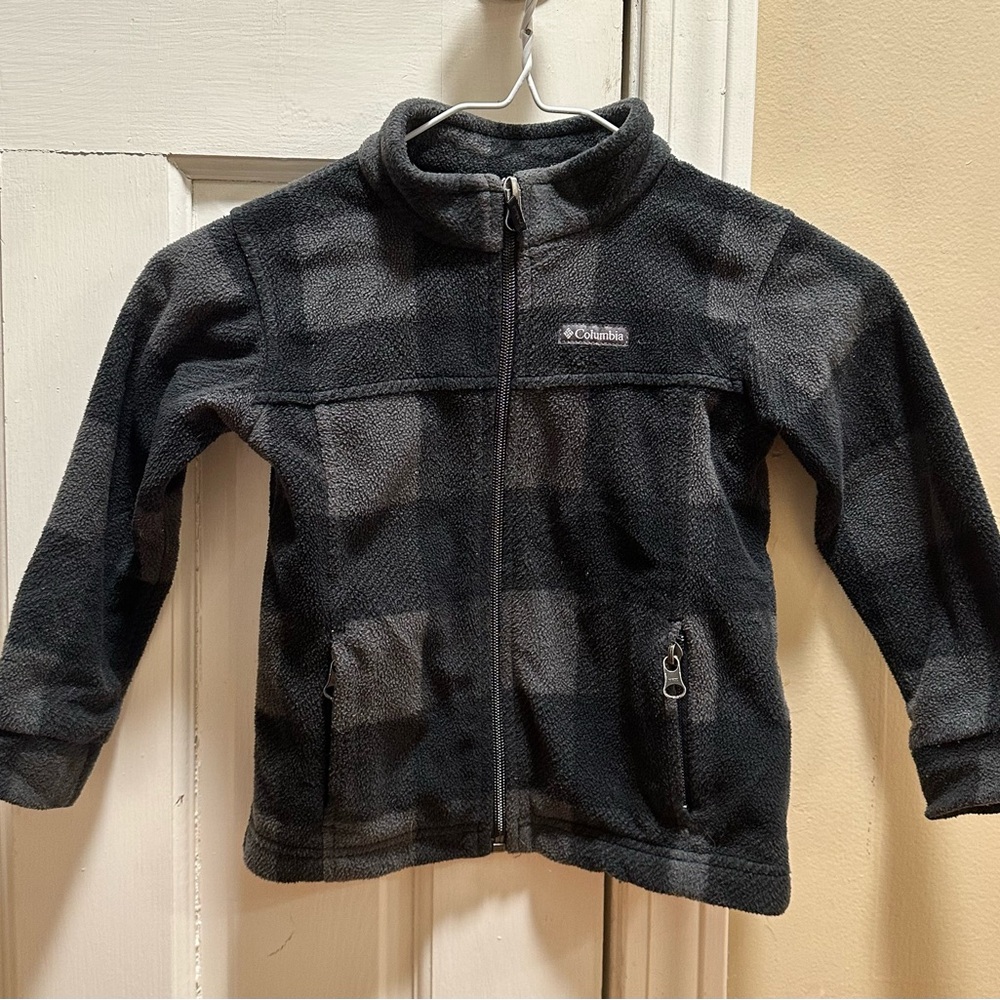 Columbia Charcoal and Black Plaid Fleece Jacket